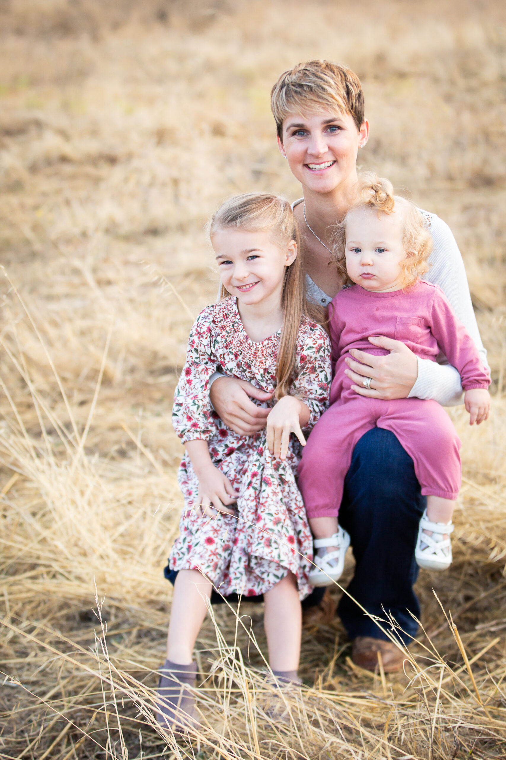 mom with daughters