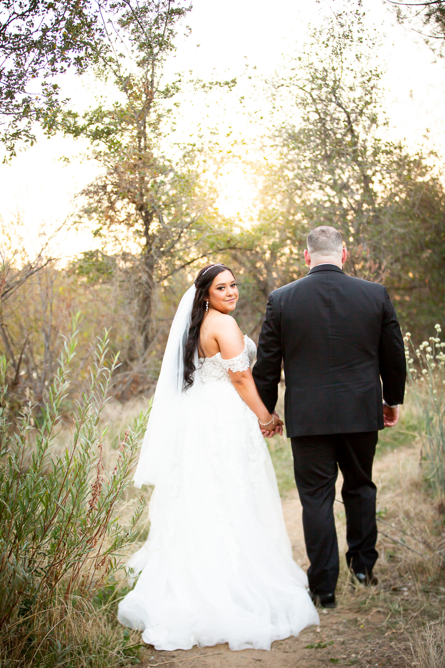 bride and groom in Redding California