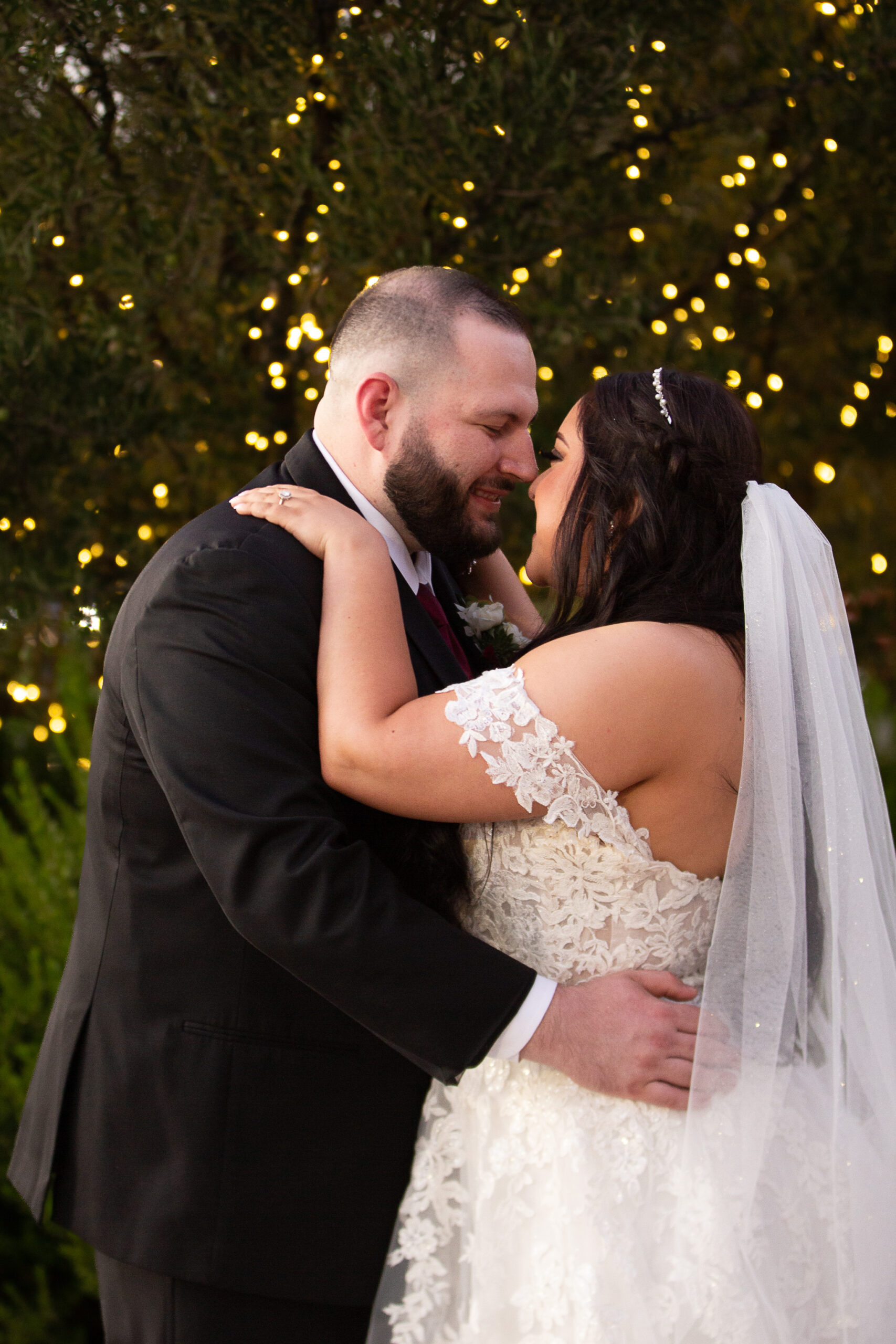bride and groom in Redding california