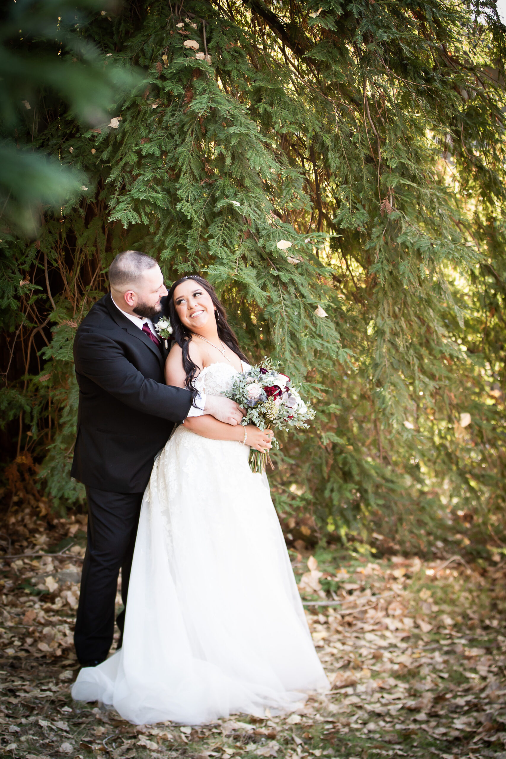 bride and groom in Redding California