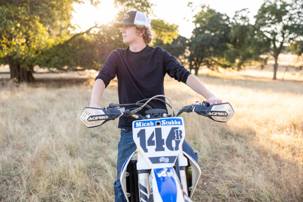 high school senior in red bluff ca riding dirt bike
